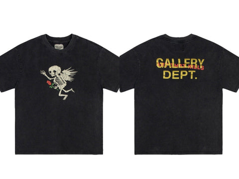 Minimal Logo Streetwear T-Shirt